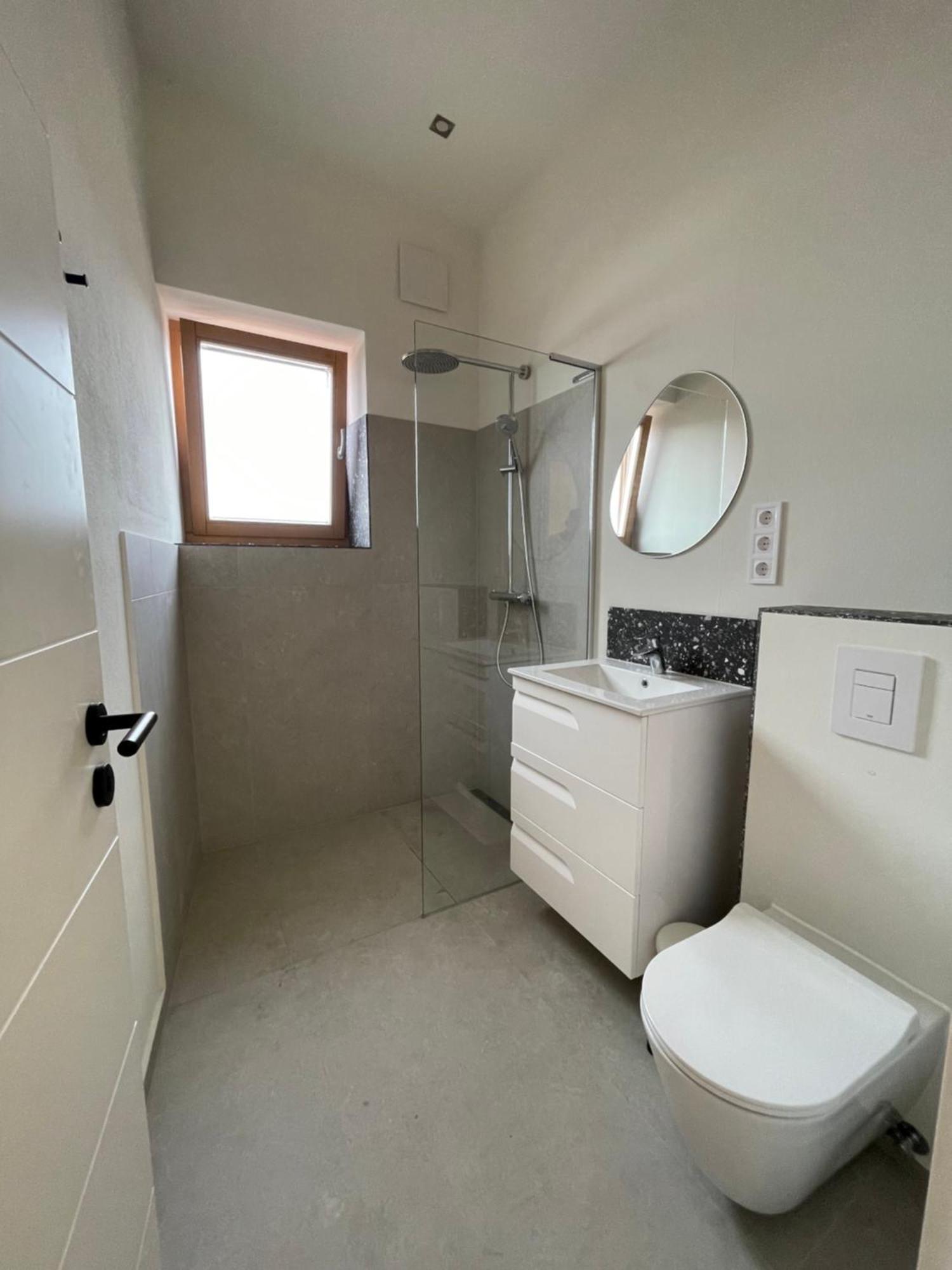 Stylish Apartment, Floor With Private Terrace
