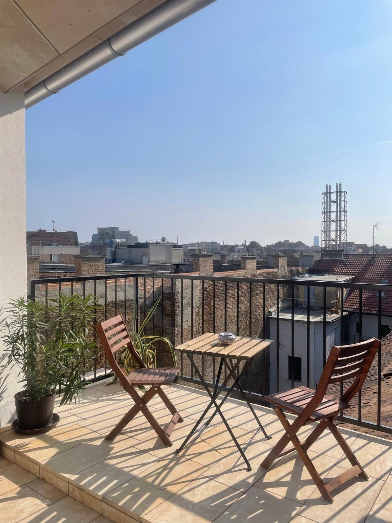 Apartment Stylish Apartment, Floor With Private Terrace *